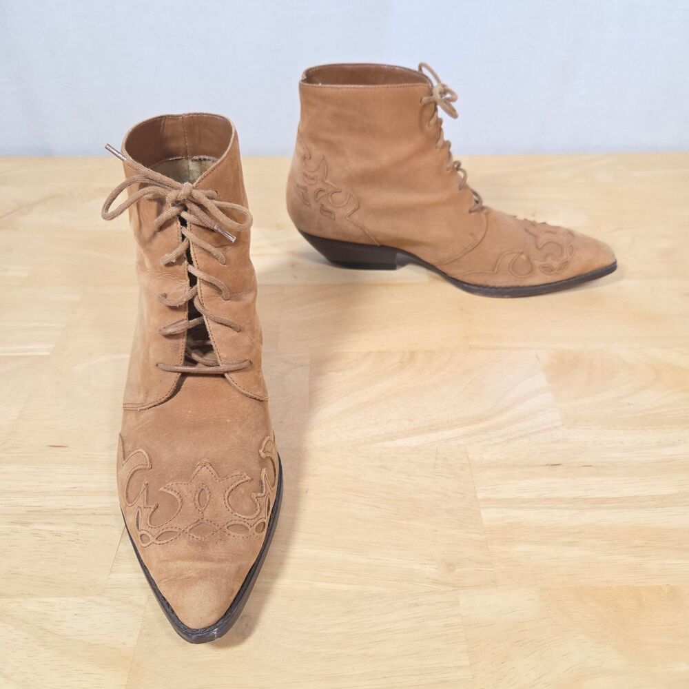 Lord & Taylor Loredo Boots Flames Women's Sz 8 M Suede Ankle Velvety Booties Vtg